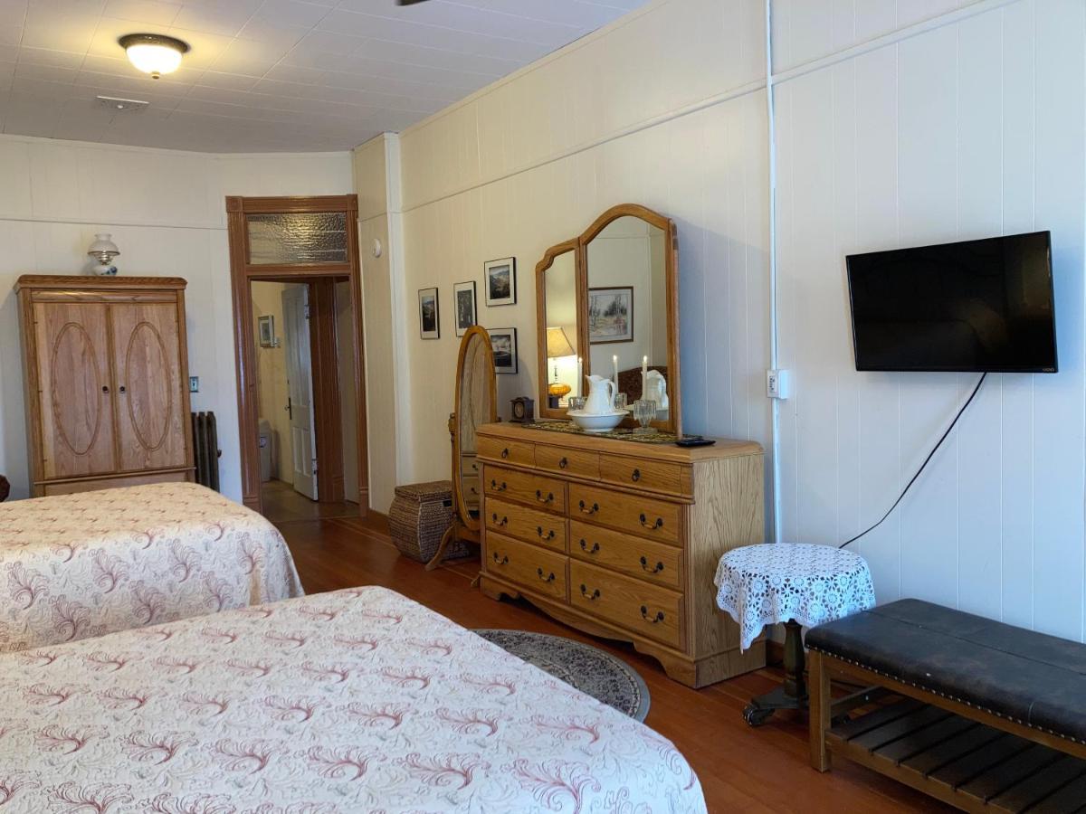 Historic Capitol Hotel Vacation Suites Downtown Buffalo Eksteriør billede