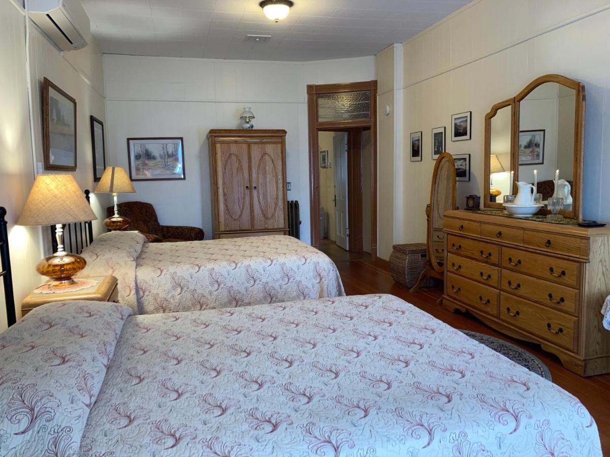 Historic Capitol Hotel Vacation Suites Downtown Buffalo Eksteriør billede