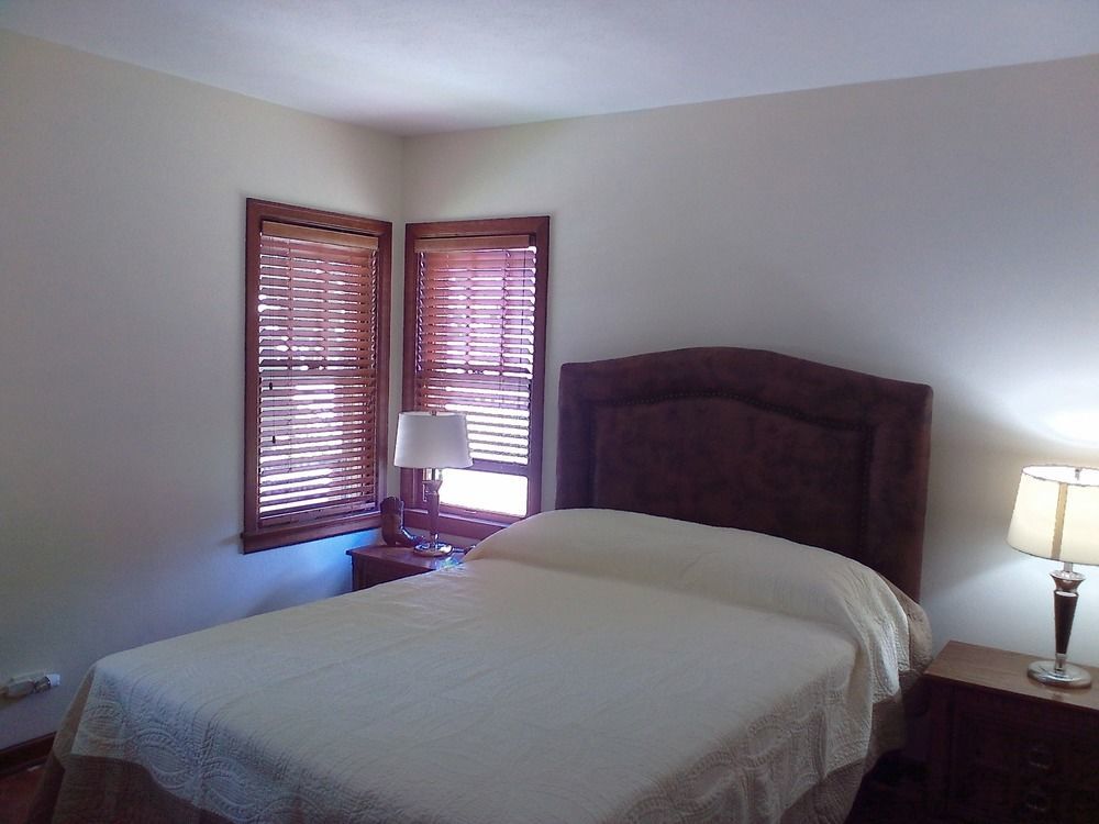 Historic Capitol Hotel Vacation Suites Downtown Buffalo Eksteriør billede